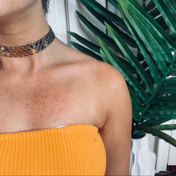 Choker - Picture 2 of 3